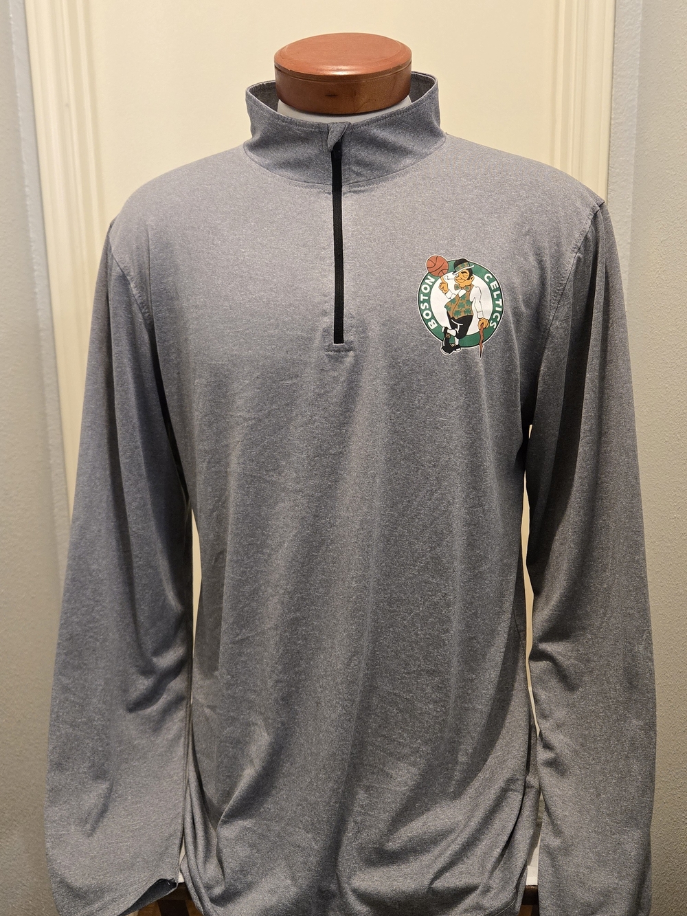 Boston Celtics Gray Lightweight Quarter-Zip Pullover, L
